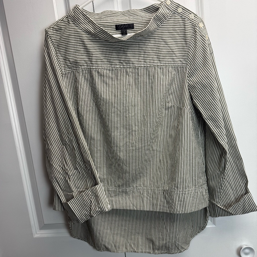 J. Crew Funnelneck Striped Shirt Green and White striped size 8